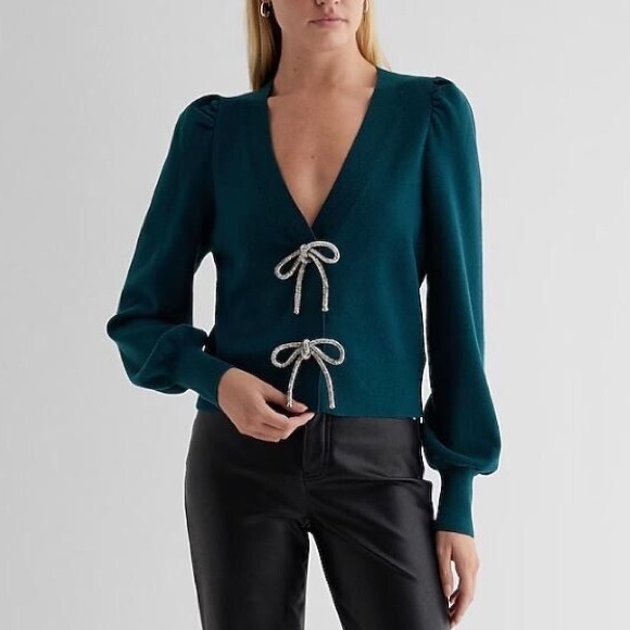Express -viral ✨Holidays✨emerald green embellished bow front sweater cardigan - Picture 2 of 4